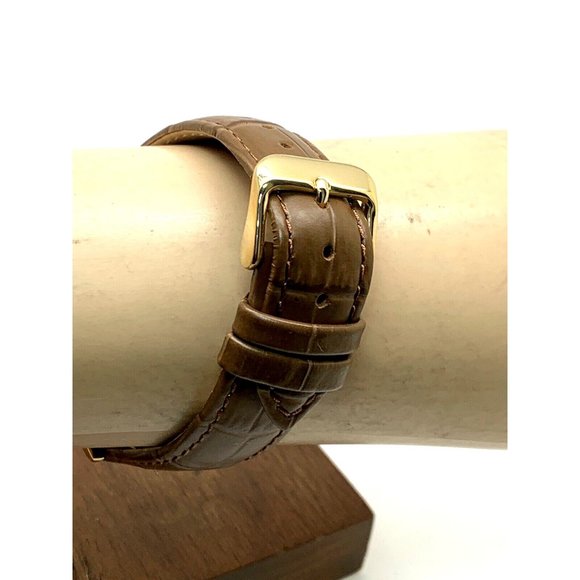 Disney Winnie the Pooh Womens Watch White Dial Quartz Brown Leather Band… - Picture 10 of 14